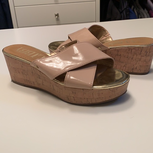 Sam & Libby Platform slides - Picture 2 of 6